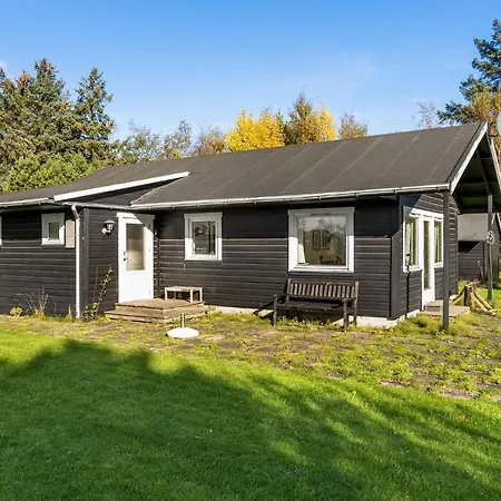 3 Bedroom Gorgeous In Holiday home