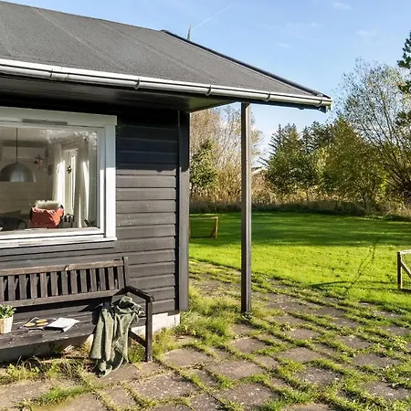 Дом отдыха 3 Bedroom Gorgeous In