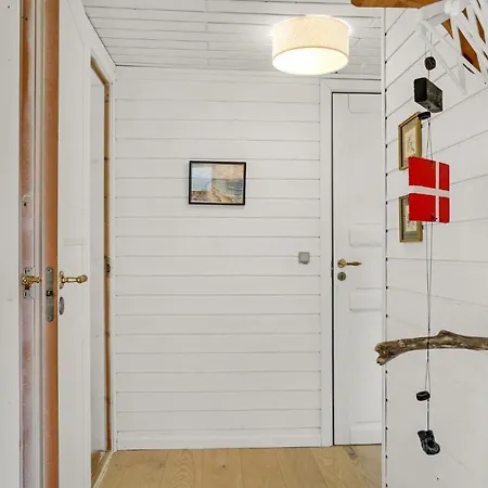 Holiday home 3 Bedroom Gorgeous In Strandby
