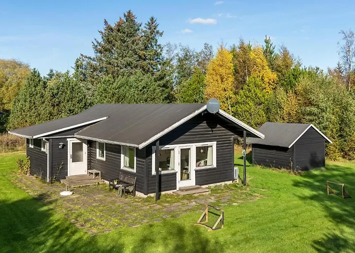 Feriehus 3 Bedroom Gorgeous In Strandby