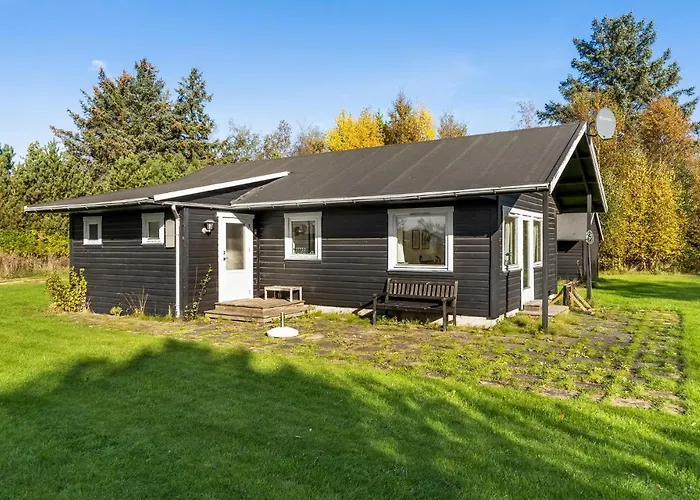 3 Bedroom Gorgeous In Feriehus