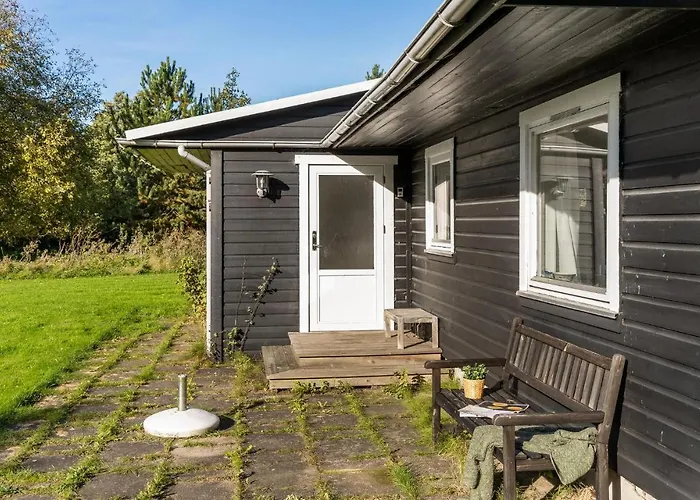 3 Bedroom Gorgeous In Дом отдыха