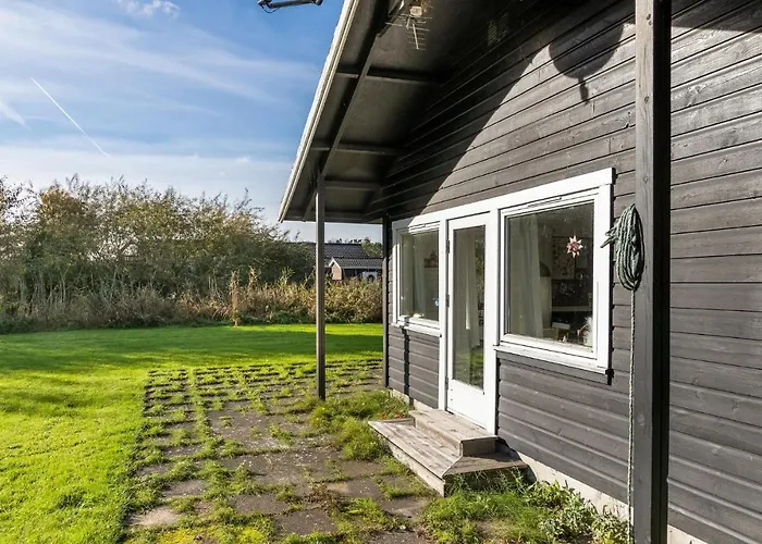 3 Bedroom Gorgeous In Дом отдыха