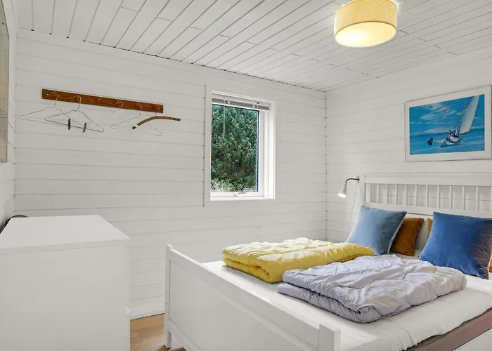 3 Bedroom Gorgeous In Feriehus Strandby